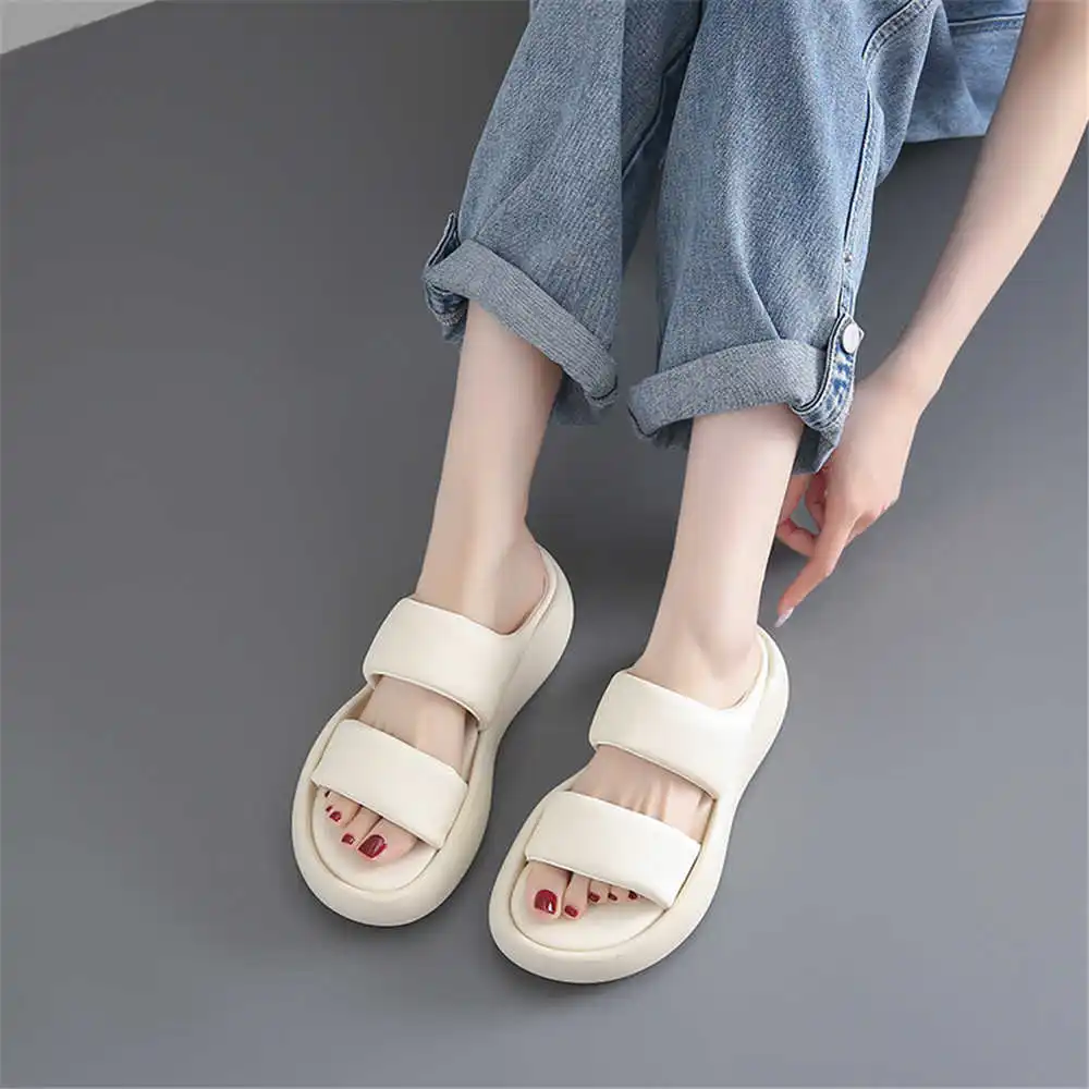 Size 39 Strips Summer Shoes Sa - High Tech Office Room 评论和价格