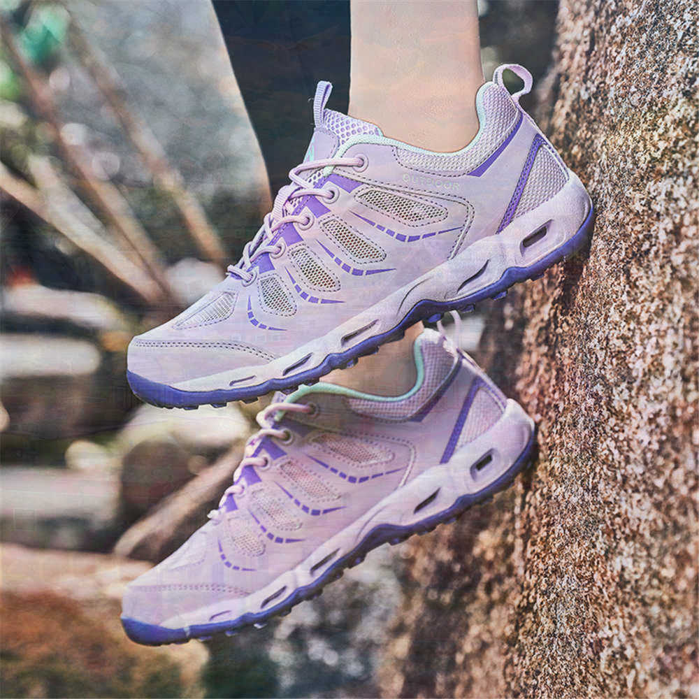 Sumer Round Tip Silver Sneaker - Office Tech Design 评论和价格